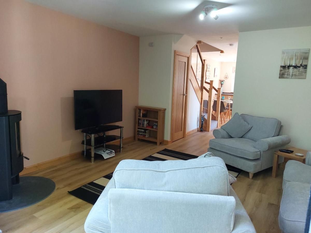 Two Bedroom Cottage - Country Lane -10 Min Walk To Perranporth Beach Exteriör bild